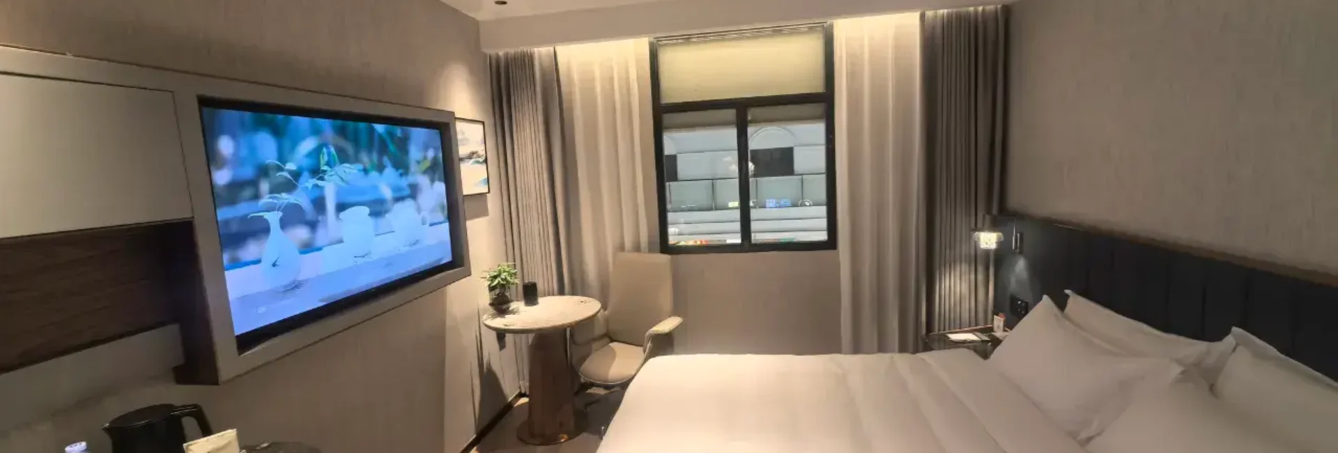 Tranquil Atrium Double Bed Room