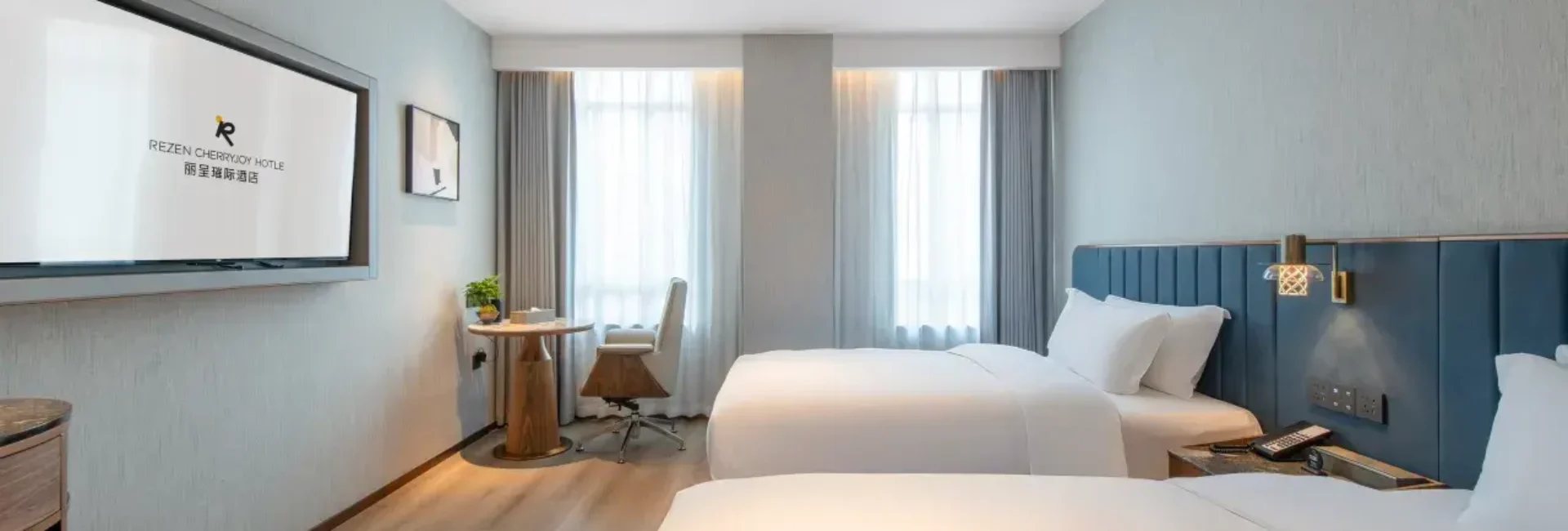 2-Bed Room With View